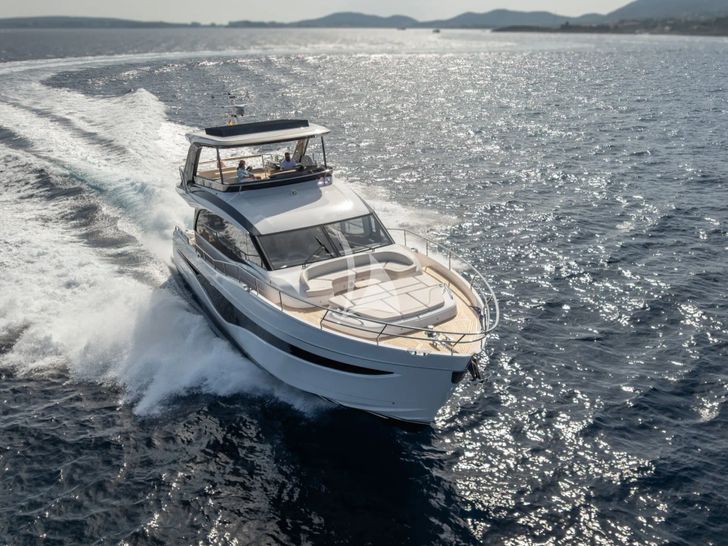 SOHAZ IV Princess Y72 - cruising bow view SOHAZ IV Princess Y72 - cruising bow view