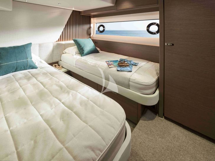 SOHAZ IV Princess Y72 - twin cabin 2 SOHAZ IV Princess Y72 - twin cabin 2