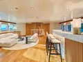 SOJO Benetti 54m - sky lounge bar SOJO Benetti 54m - sky lounge bar