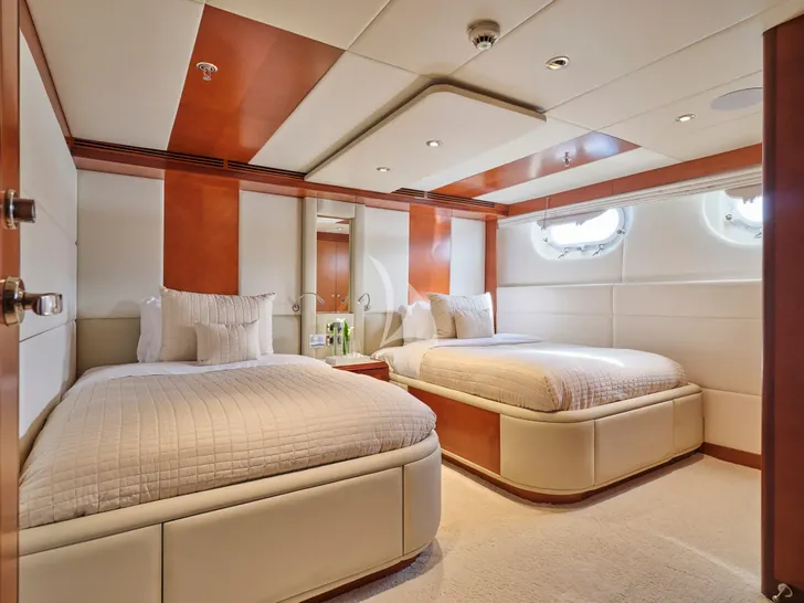 SOJO Benetti 54m - twin cabin 1 SOJO Benetti 54m - twin cabin 1