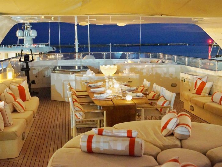SOLAFIDE Benetti 52m - flybridge at night SOLAFIDE Benetti 52m - flybridge at night