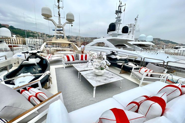 Charter Yacht SOLAFIDE - Bennetti 52m - 6 Cabins - Cannes - Monaco - St. Tropez - French Riviera