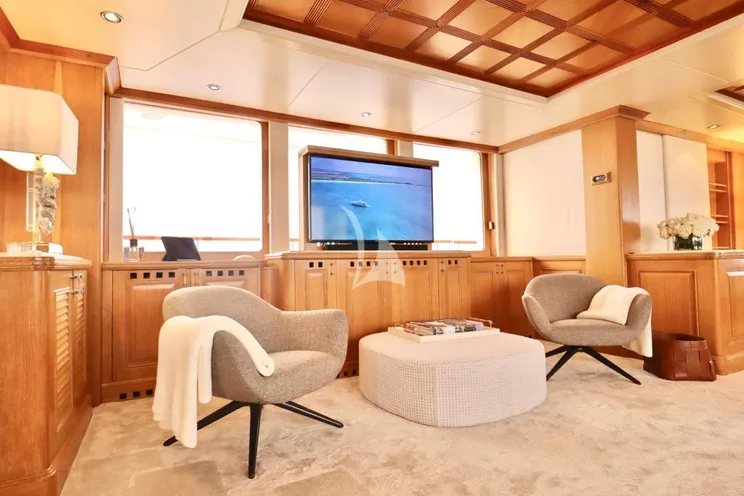 Charter Yacht SOLAFIDE - Bennetti 52m - 6 Cabins - Cannes - Monaco - St. Tropez - French Riviera