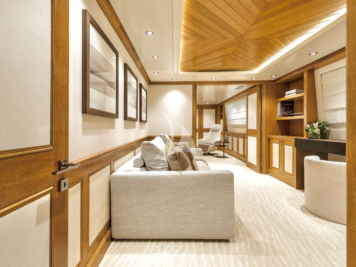 SOLAFIDE Benetti 52m - master cabin seating area SOLAFIDE Benetti 52m - master cabin seating area
