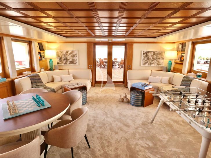 SOLAFIDE Benetti 52m - sky lounge seating SOLAFIDE Benetti 52m - sky lounge seating