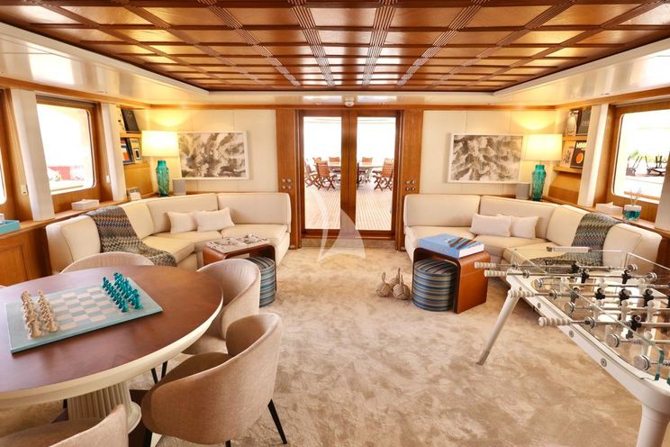 Charter Yacht SOLAFIDE - Bennetti 52m - 6 Cabins - Cannes - Monaco - St. Tropez - French Riviera