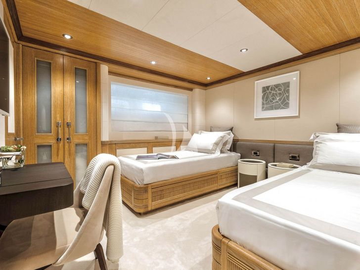 SOLAFIDE Benetti 52m - twin cabin 1 SOLAFIDE Benetti 52m - twin cabin 1