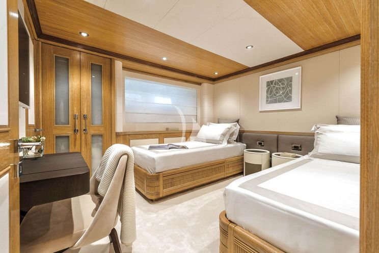 Charter Yacht SOLAFIDE - Bennetti 52m - 6 Cabins - Cannes - Monaco - St. Tropez - French Riviera