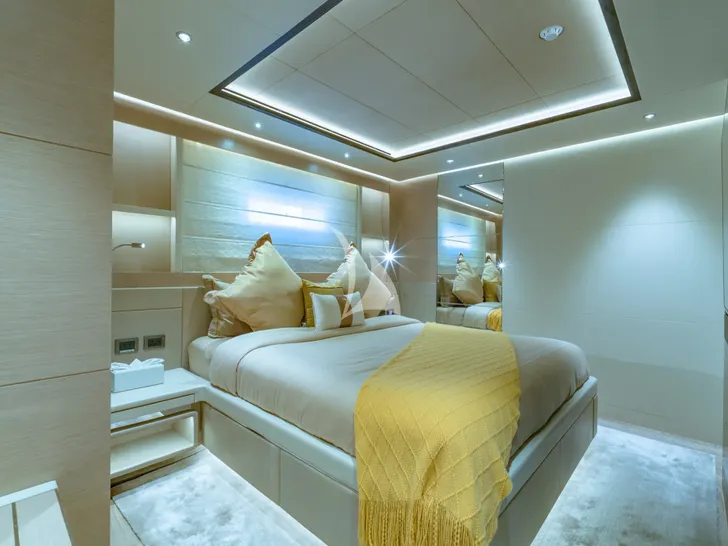 SONG OF SONGS Heysea 139 - VIP cabin 2 SONG OF SONGS Heysea 139 - VIP cabin 2