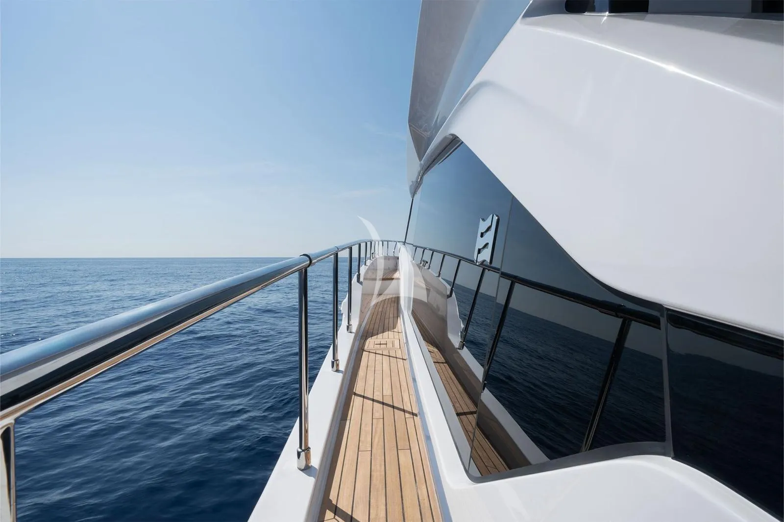 Charter Yacht SONIC - Ferretti 670 - 3 Cabins - Golfe Juan - Cannes - St Tropez - Nice - Antibes - Monaco - French Riviera