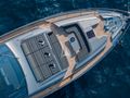 SOPHIA Pershing 9X - bow bronzing and lounging area SOPHIA Pershing 9X - bow bronzing and lounging area