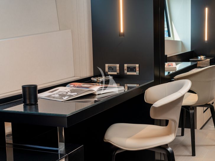 SOPHIA Pershing 9X - master cabin working area SOPHIA Pershing 9X - master cabin working area