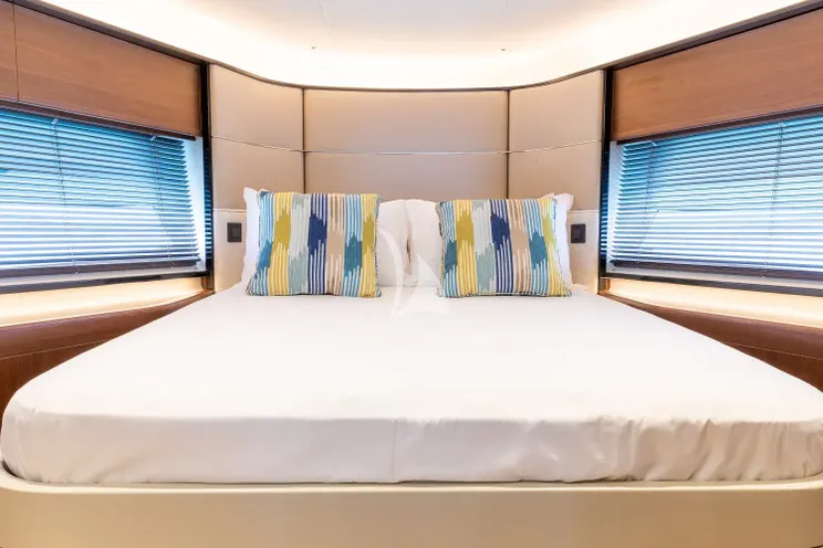 Charter Yacht SORANA - Princess 75 - 4 Cabins - Olbia - La Maddalena - Porto Cervo - La Maddalena - Sardinia - Italy
