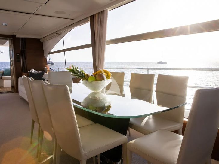 SORANA Princess 75 - main dining area SORANA Princess 75 - main dining area