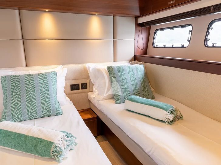 SORANA Princess 75 - twin cabin SORANA Princess 75 - twin cabin
