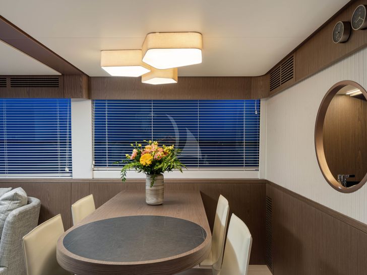 SOUL Azimut Magellano 66 Formal Dining SOUL Azimut Magellano 66 Formal Dining