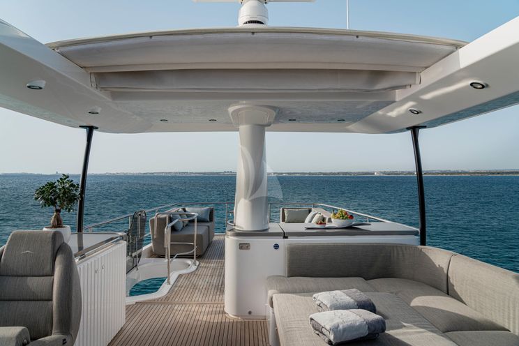 Charter Yacht SOUL - Azimut Magellano 66 - 3 Cabins - Naples - Amalfi - Portofino - Sorrento - Capri