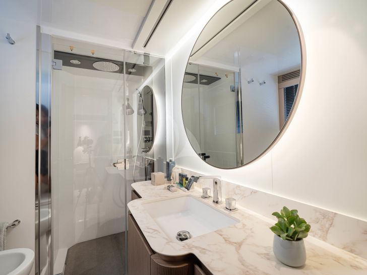 SOUL Azimut Magellano 66 Twin Ensuite SOUL Azimut Magellano 66 Twin Ensuite