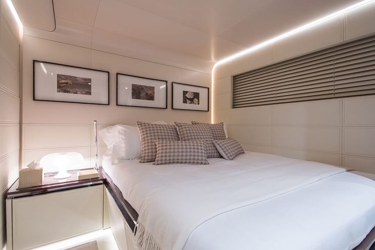 Charter Yacht SOULMATE - Dreamline 34m - 5 Cabins - Kastela - Split - Dubrovnik - Croatia