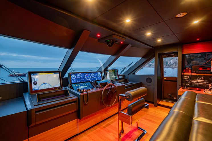 Charter Yacht SOUTH - Ferretti Custom Line Navetta 33 - 5 Cabins - Naples - Capri - Positano - Amalfi Coast