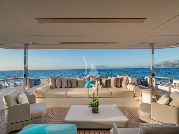 SOUTH Ferretti Custom Line Navetta 33 - sky deck aft lounge SOUTH Ferretti Custom Line Navetta 33 - sky deck aft lounge