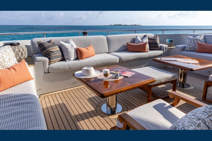 Charter Yacht SOUTH - Heesen 55m - 6 Cabins - Nassau - Exumas - Bahamas