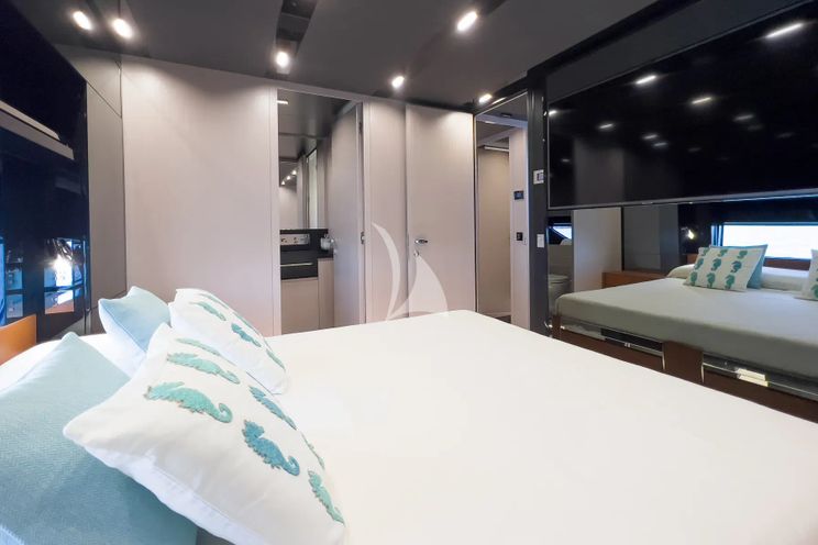 Charter Yacht SPACE COWBOY - Riva 88 Folgore - 4 Cabins - Genoa - Lavagna - Liguria - La Spezia - Italian Riviera