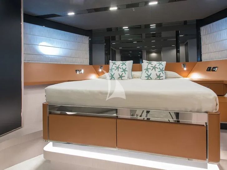 SPACE COWBOY Riva 88 Folgore - VIP cabin 2 SPACE COWBOY Riva 88 Folgore - VIP cabin 2