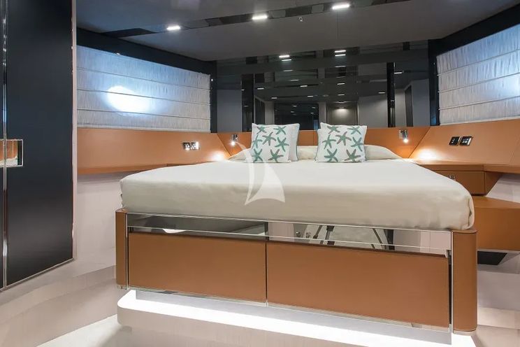 Charter Yacht SPACE COWBOY - Riva 88 Folgore - 4 Cabins - Genoa - Lavagna - Liguria - La Spezia - Italian Riviera