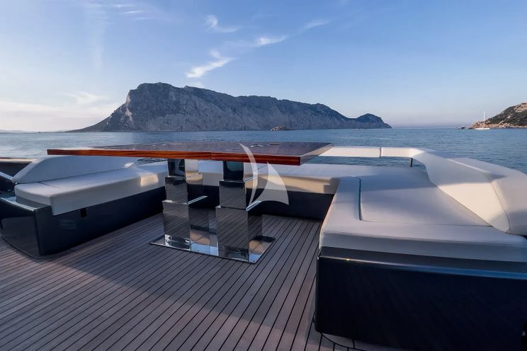 Charter Yacht SPACE COWBOY - Riva 88 Folgore - 4 Cabins - Genoa - Lavagna - Liguria - La Spezia - Italian Riviera