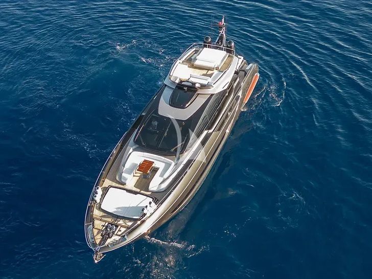 SPACE COWBOY Riva 88 Folgore - anchored SPACE COWBOY Riva 88 Folgore - anchored