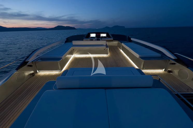 Charter Yacht SPACE COWBOY - Riva 88 Folgore - 4 Cabins - Genoa - Lavagna - Liguria - La Spezia - Italian Riviera