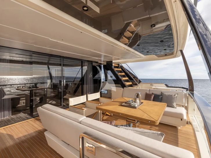 SPICA Ferretti 1000 - aft deck SPICA Ferretti 1000 - aft deck