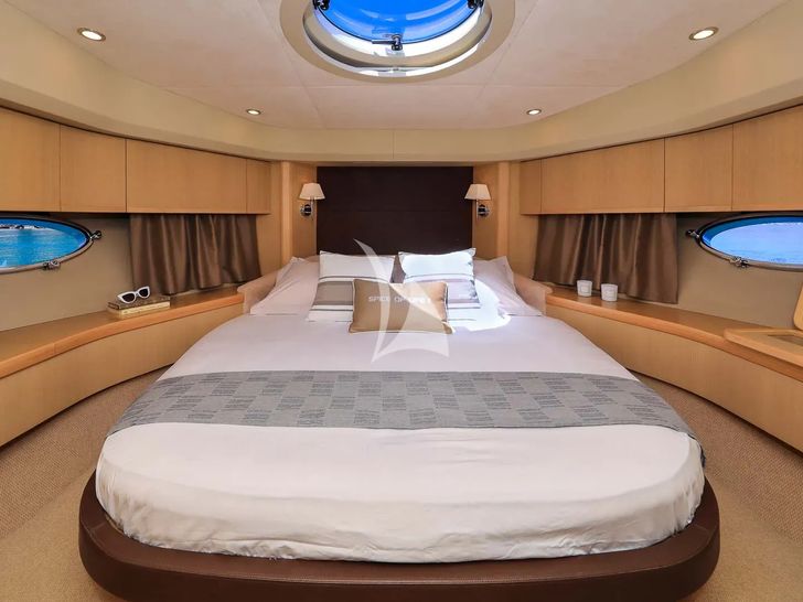 SPICE OF LIFE II Princess V65 - VIP cabin SPICE OF LIFE II Princess V65 - VIP cabin