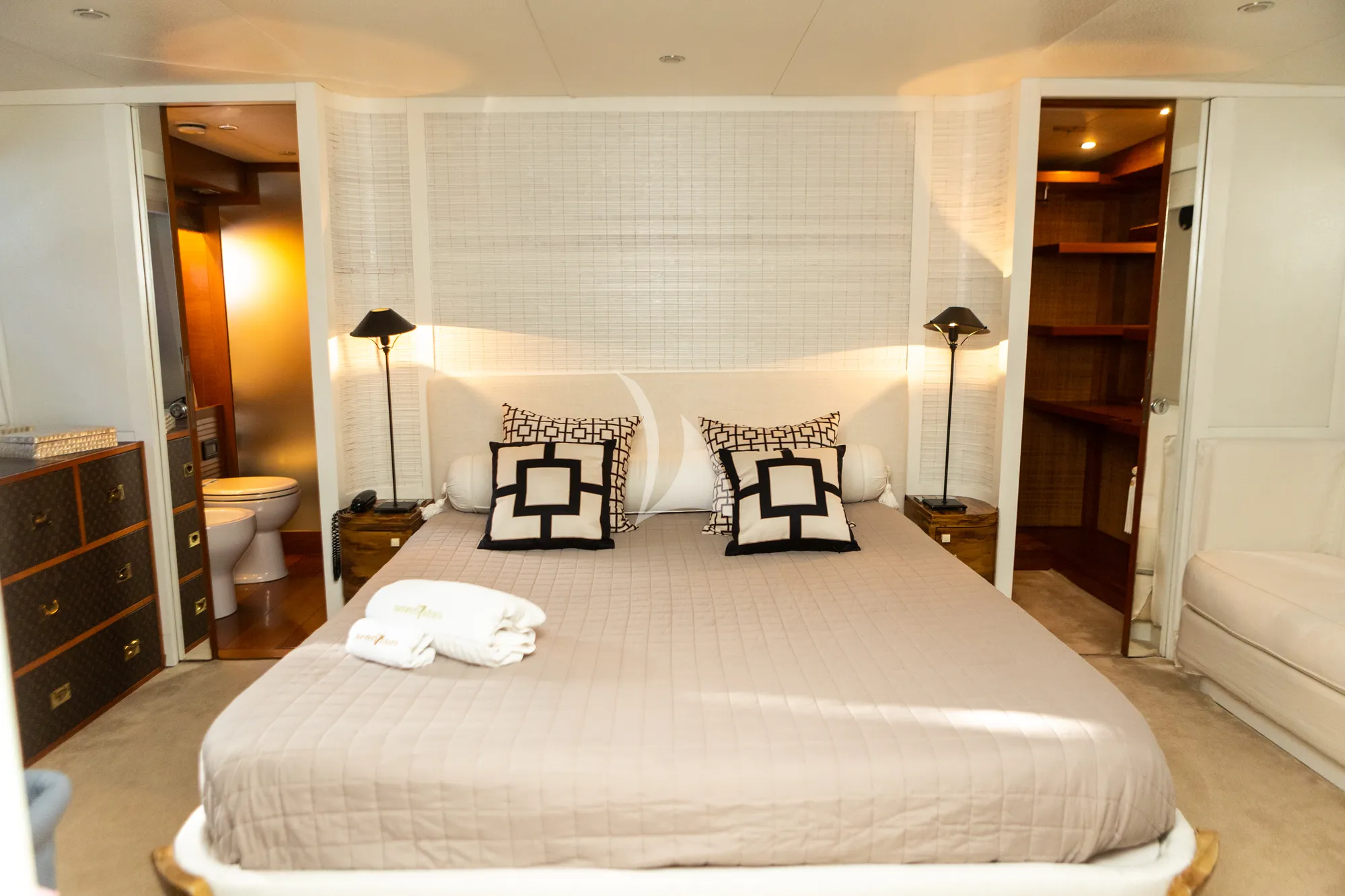 Charter Yacht SEVEN STARS - Antago 82 - 4 Cabins - Palermo - Sicily - Aeolian Islands - Italy