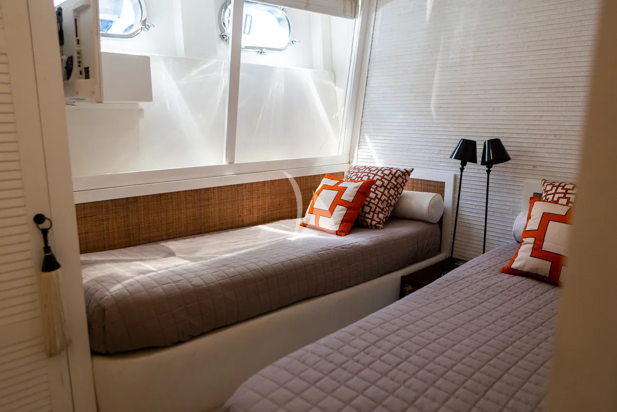 Charter Yacht SEVEN STARS - Antago 82 - 4 Cabins - Palermo - Sicily - Aeolian Islands - Italy