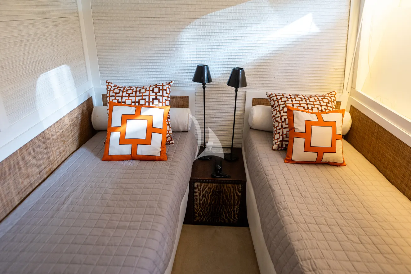 Charter Yacht SEVEN STARS - Antago 82 - 4 Cabins - Palermo - Sicily - Aeolian Islands - Italy