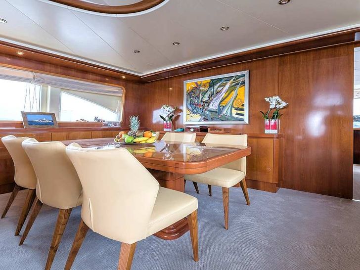 STAR LINK - Saloon Dining Area STAR LINK - Saloon Dining Area