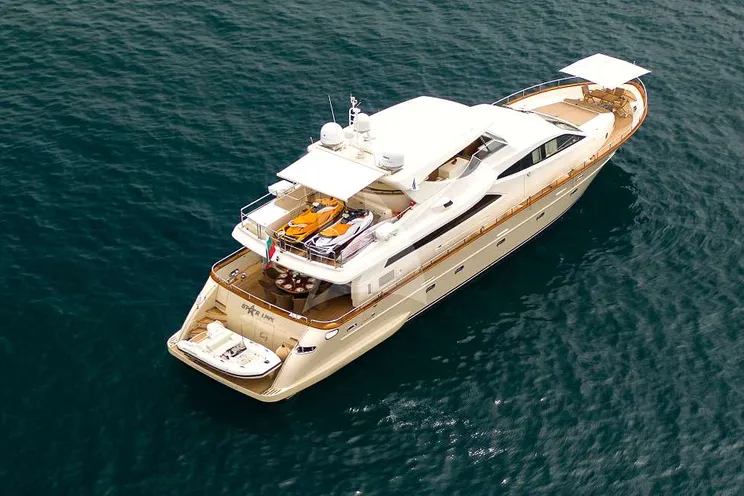 Charter Yacht STAR LINK - Falcon 90 - 4 Cabins - Athens - Mykonos - Santorini