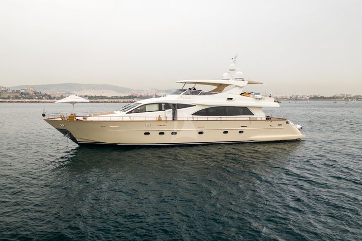 Charter Yacht STAR LINK - Falcon 90 - 4 Cabins - Athens - Mykonos - Santorini