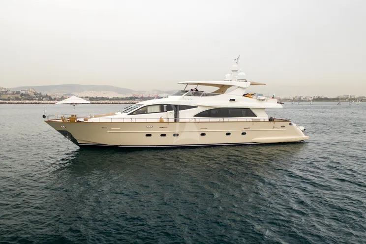 Charter Yacht STAR LINK - Falcon 90 - 4 Cabins - Athens - Mykonos - Santorini