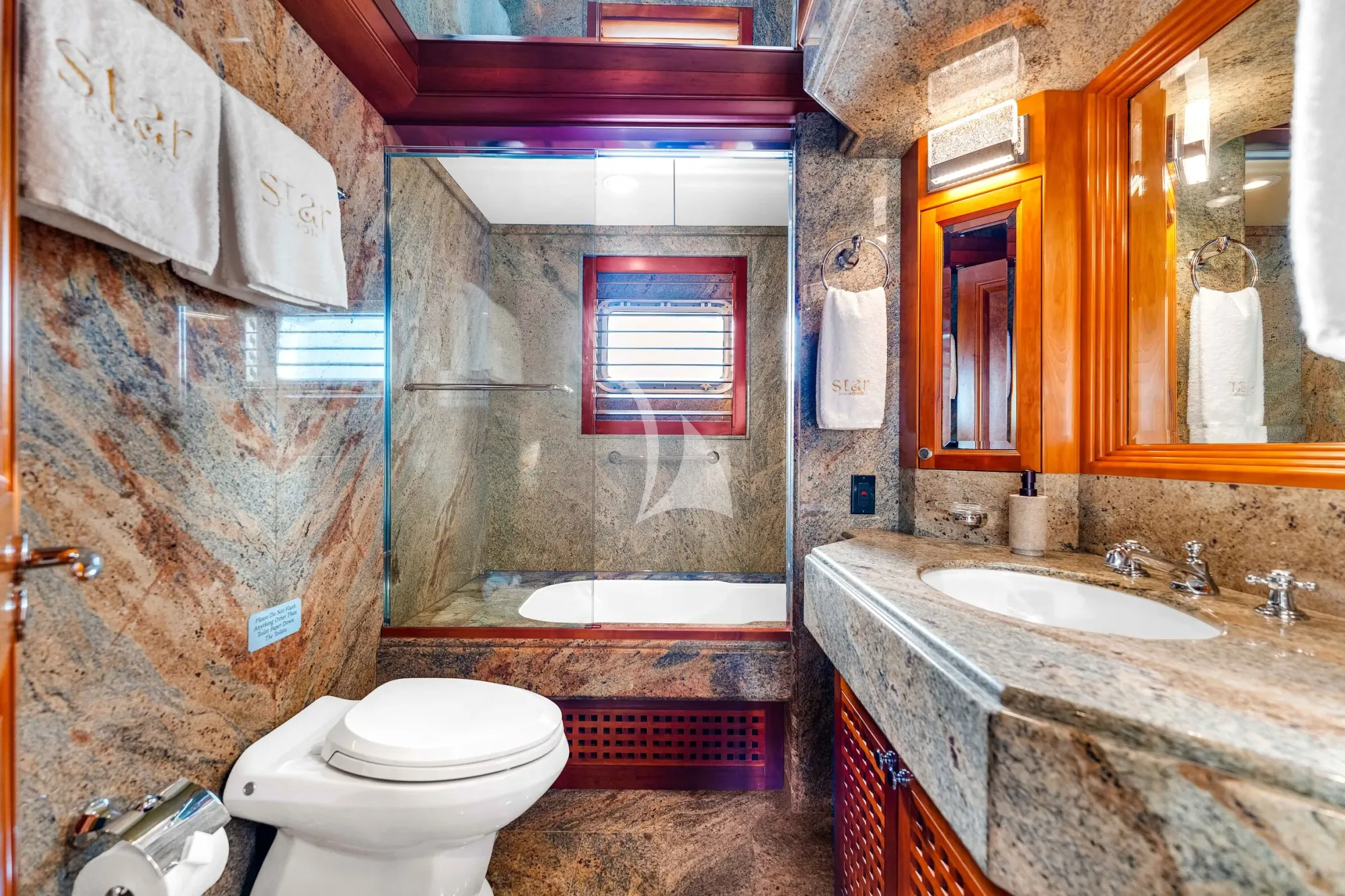 STAR DIAMOND Admiral 46m - VIP cabin 2 bathroom