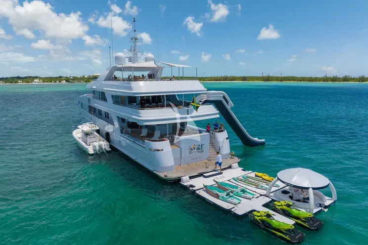Charter Yacht STAR DIAMOND - Admiral 46m - 5 Cabins - Nassau - Exumas - Bahamas