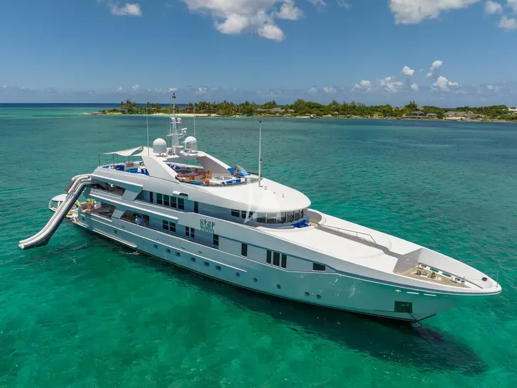 STAR DIAMOND Admiral 46m - anchored STAR DIAMOND Admiral 46m - anchored