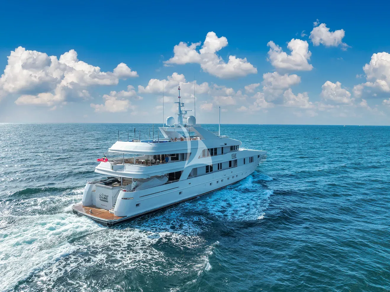 STAR DIAMOND Admiral 46m - cruising aft shot