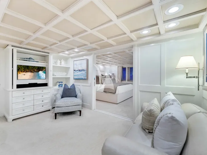 STAR DIAMOND Admiral 46m - master cabin TV lounge STAR DIAMOND Admiral 46m - master cabin TV lounge