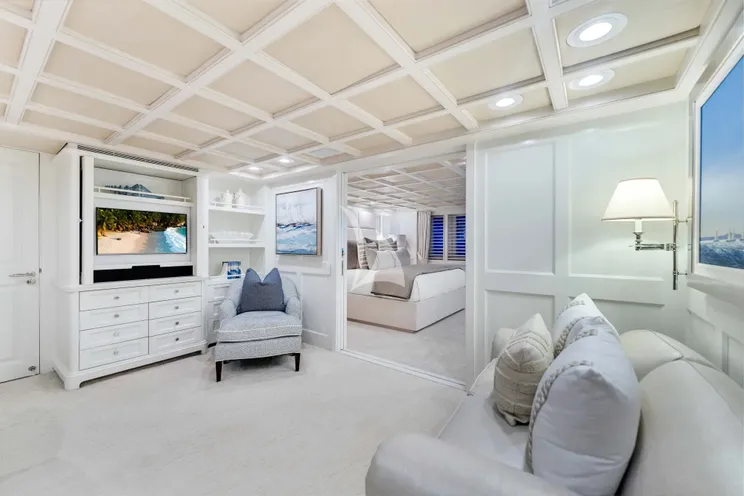 Charter Yacht STAR DIAMOND - Admiral 46m - 5 Cabins - Nassau - Exumas - Bahamas