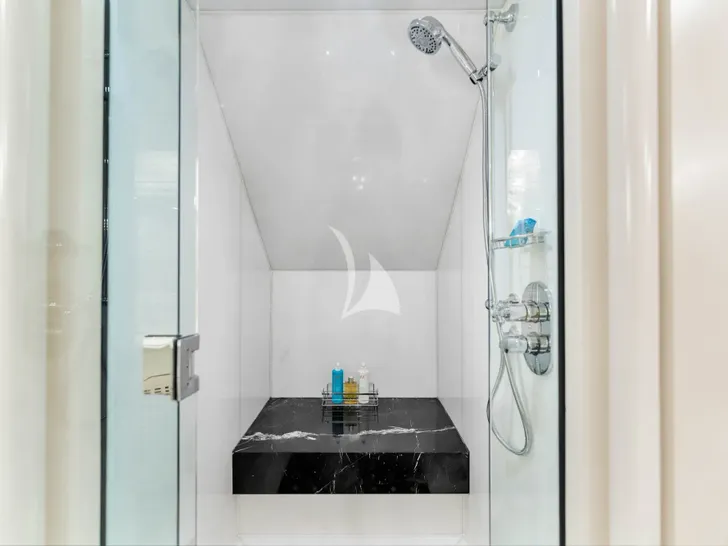 STAR DIAMOND Admiral 46m - master cabin shower STAR DIAMOND Admiral 46m - master cabin shower