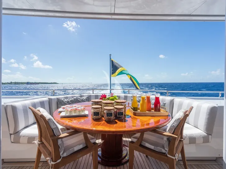 STAR DIAMOND Admiral 46m - refreshments STAR DIAMOND Admiral 46m - refreshments