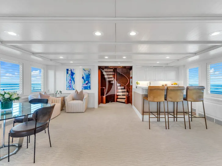 STAR DIAMOND Admiral 46m - sky lounge bar STAR DIAMOND Admiral 46m - sky lounge bar